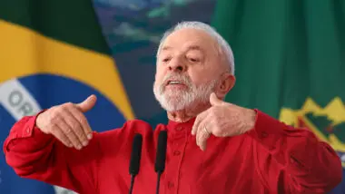 Lula defende Venezuela e diz que presidente de fora não deve dar palpite