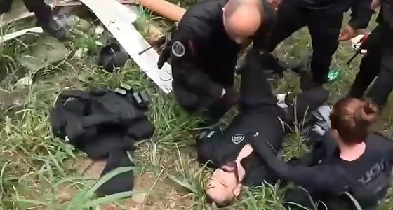 O policial foi baleado na coxa durante uma intensa operação policial no Complexo da Penha, zona norte do Rio, contra o Comando Vermelho (CV).