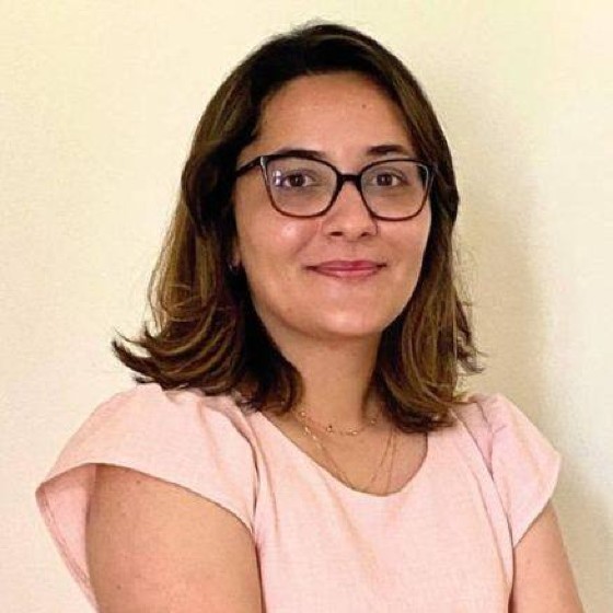 Viviane Fidelis foi encontrada morta e o caso vem sendo tratado como suicídio, mas a família acredita em assassinato