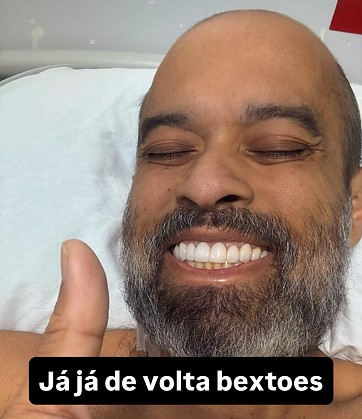 Após dias internado, "Xômano" publicou uma foto hoje (18) em seu perfil no Instagram.