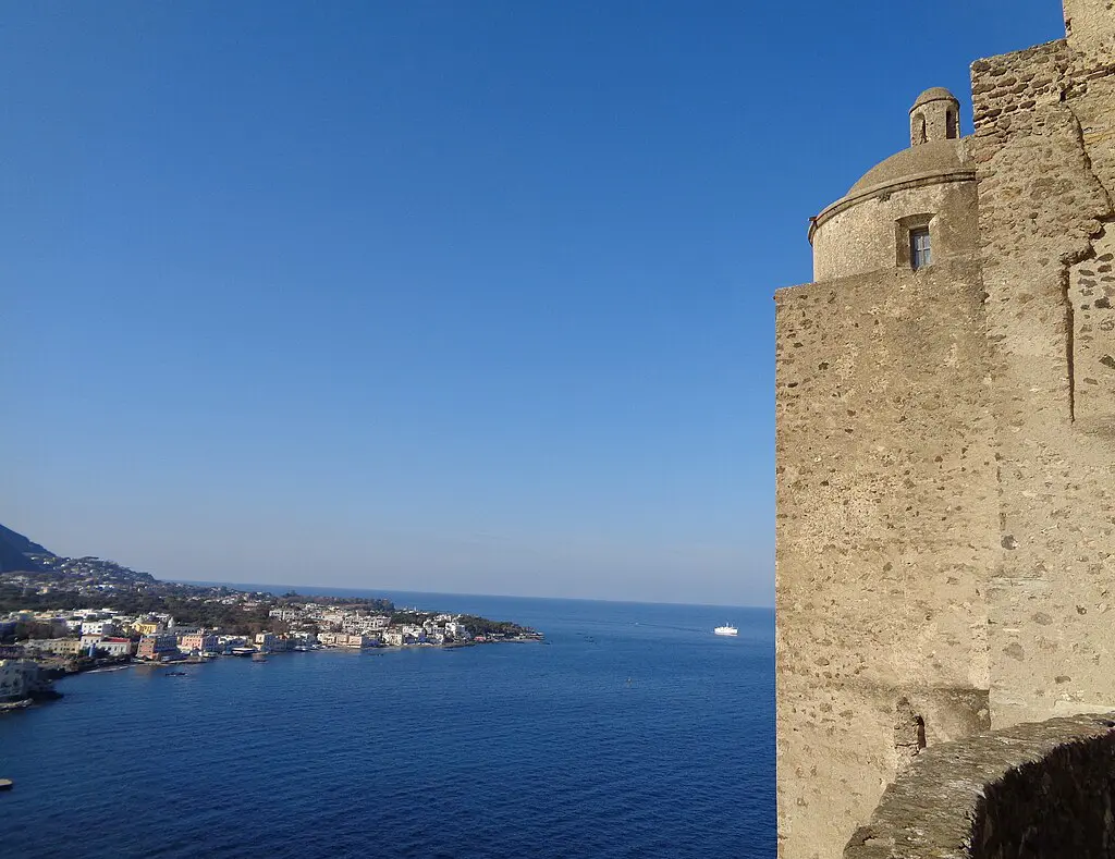 Imagem de Aenaria, cidade submersa.