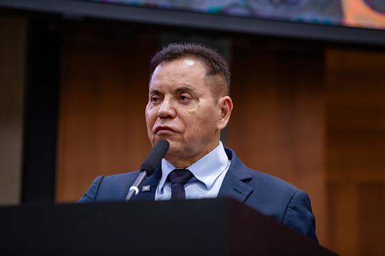 Botelho defende descapitalização de grupos criminosos.