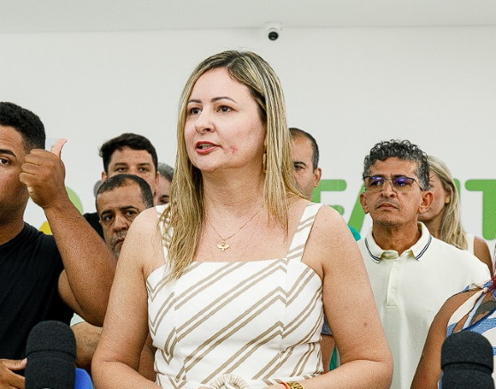 Secretária assina portaria que fixa regras para trocas de plantão em unidades de saúde.