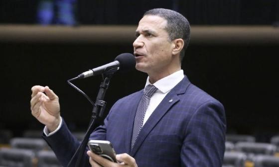 O texto do deputado Coronel Assis foi apensado ao PL nº 1.546/2024, apresentado pelo deputado Murilo Galdino (Republicanos-PB).