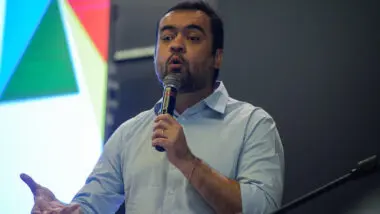 PT aciona STF contra Cláudio Castro por contato com governo Trump