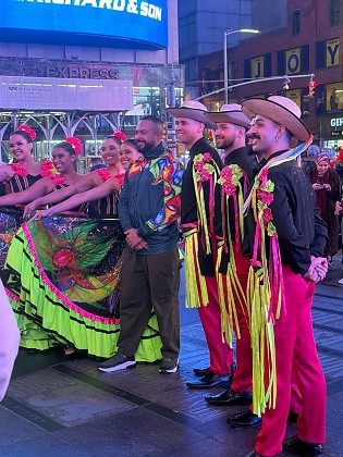 A apresentação do grupo no local marcou mais um passo da trajetória internacional do Flor Ribeirinha, que já levou a cultura brasileira a diversos países, sempre com o propósito de valorizar as tradições populares e difundir o Siriri como forma de a