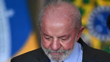 Recuo improdutivo: Lula voltou atrás após repercussão negativa de fala sobre narcotráfico, mas pesquisa indica que população fluminense não acreditou na retratação.