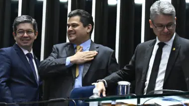 Alcolumbre escolhe Alessandro Vieira para relatar PL antifacção