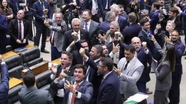 Como cada deputado votou no projeto antifacção