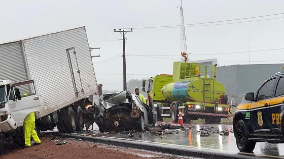 Acidente aconteceu por volta das 7h, no km 726 da BR-163