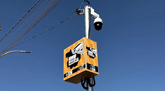 Segundo informações do Governo do Estado, desde a implantação do Vigia Mais MT, presente em 128 cidades, mais de 70 prisões foram efetuadas