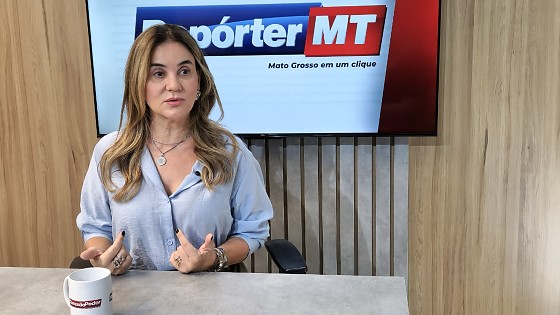 Andrea Barbosa é consultora de imagem e personal stylist