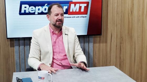 Em entrevista ao RepórterMT, o nutrólogo e cirurgião bariátrico Kairo Moreno explica que as TNIs atuam diretamente na corrente sanguínea, garantindo absorção mais rápida e eficaz dos nutrientes.