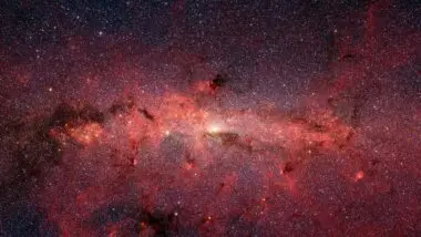 Nova teoria diz que nosso universo pode ter surgido de um "salto gravitacional" dentro de um buraco negro colossal preexistente em um universo-pai