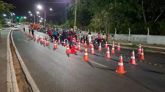 Avenida Pref. Murilo Domingos, bairro da Manga, em Várzea Grande 