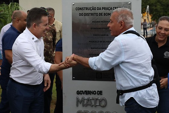 A nova praça do distrito recebeu investimento de R$ 7,8 milhões em recursos próprios do Governo do Estado. O espaço terá playground, academia, quiosques de alimentação e será um local de convivência para moradores e turistas.