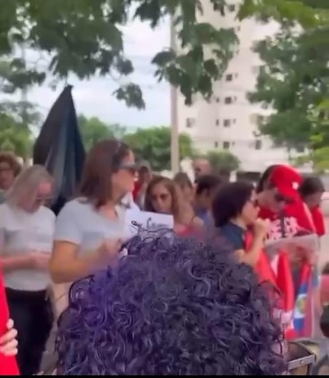 Mesmo com a mobilização nacional convocada por movimentos sociais e grupos políticos, a manifestação na capital mato-grossense ocorreu de forma discreta, sem grande concentração de público ou impacto no trânsito da região