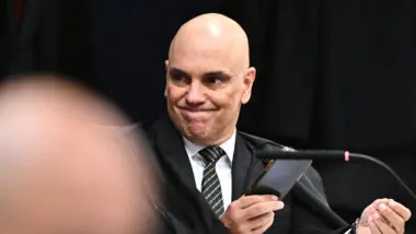 Matéria do Jornal O Globo tratou de reunião entre Moraes e Galípolo. Jornalista recebeu ataques nas redes.