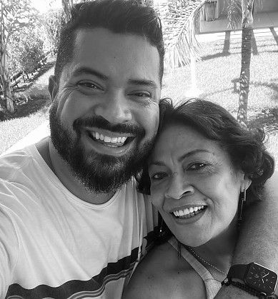 Moradora do bairro Lixeira, ela era investigadora aposentada da Polícia Civil de Mato Grosso (PJCMT).