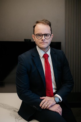 Felipe Iglesias é advogado e especialista em Direito Empresarial, à frente do Iglesias Advogados, referência no Mato Grosso em recuperação litigiosa de créditos em recuperação judicial