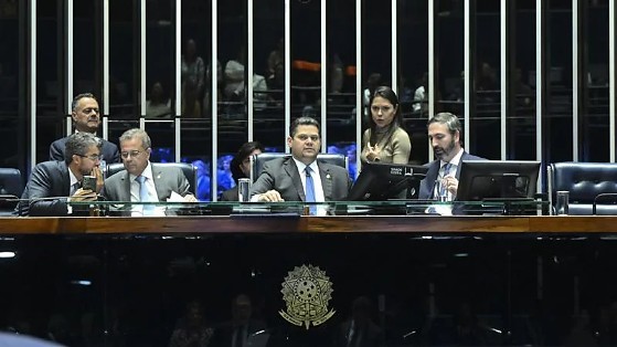 Enquanto a PEC avança, o STF retoma nesta quarta-feira (10) o julgamento das ações que contestam a validade da Lei 14.701/2023. 