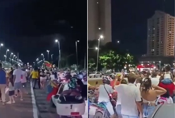 Em um vídeo que circula nas redes sociais, os imigrantes aparecem percorrendo a Avenida Parque do Barbado, nas proximidades do Shopping 3 Américas.