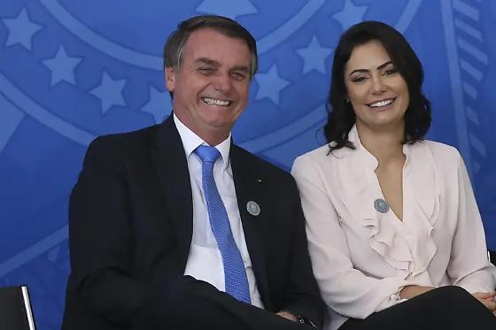 Michelle Bolsonaro tem levado à Papudinha as marmitas que são consumidas por Bolsonaro