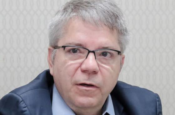 Luiz Henrique Lima é professor e conselheiro independente certificado.