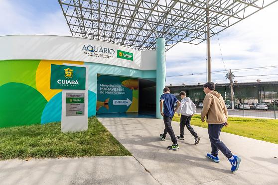 A abertura especial garante uma opção de lazer, educação e convivência para famílias que permanecem na cidade no período de férias escolares.