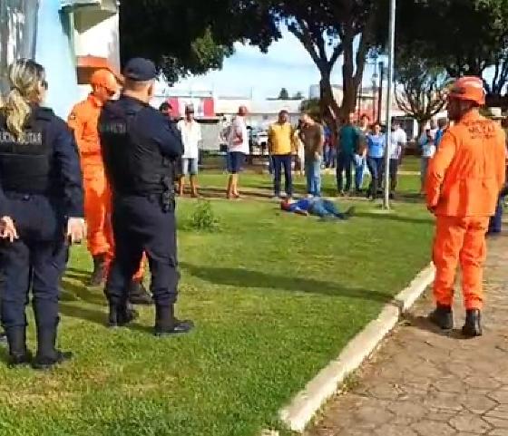 A polícia investiga a suspeita de um acerto de contas.