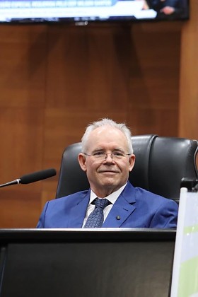 Dr. Marcelo Sandrin, médico intensivista, pneumologista, cardiologista e clínico