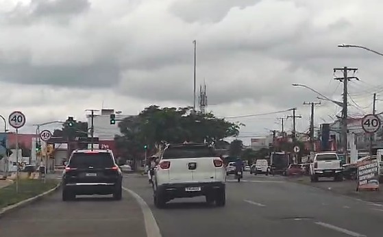 Os veículos envolvidos e os respectivos motoristas serão ouvidos pela Polícia Civil, que investiga as circunstâncias do atropelamento