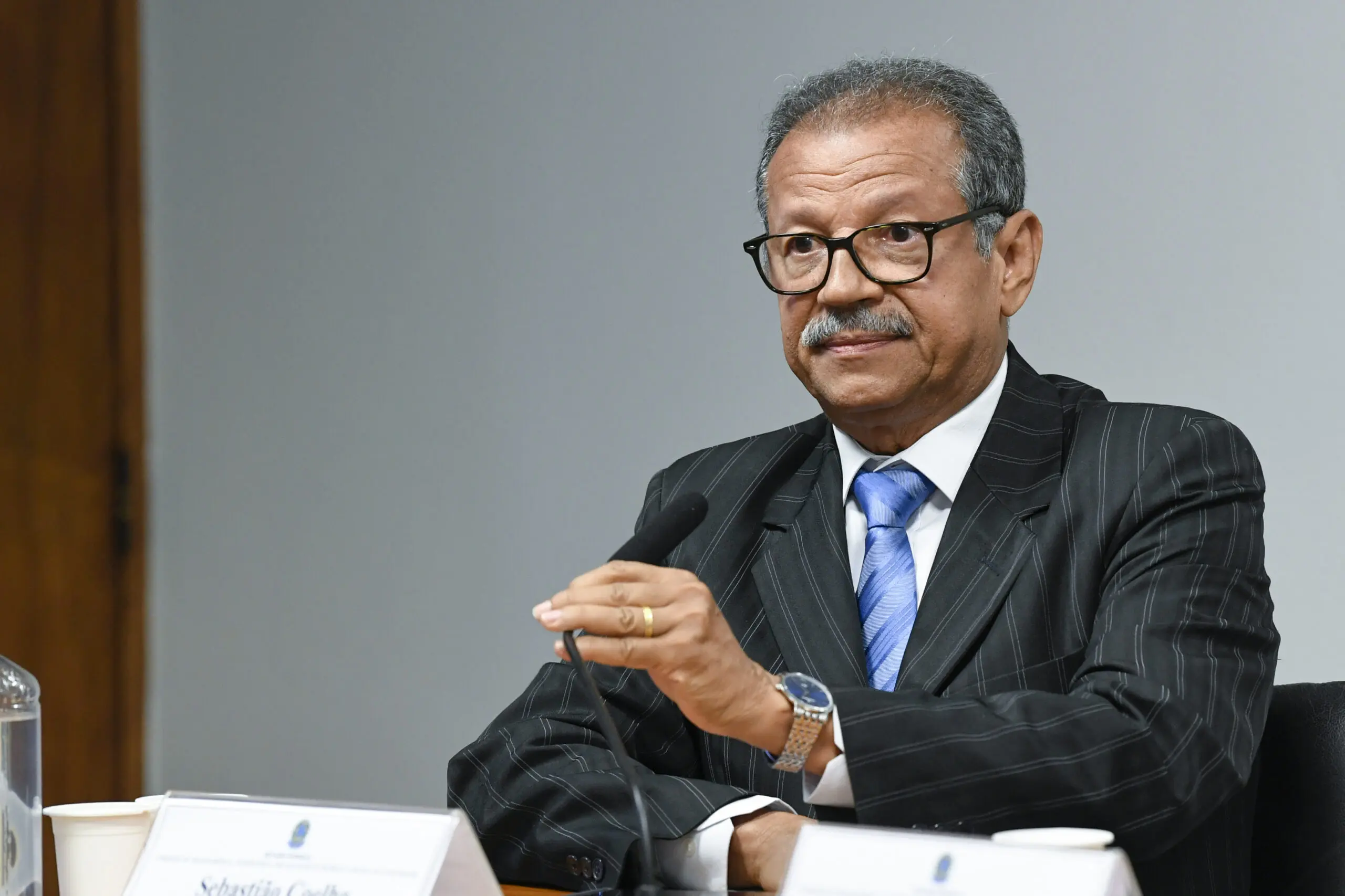 Senado Sebastião Coelho