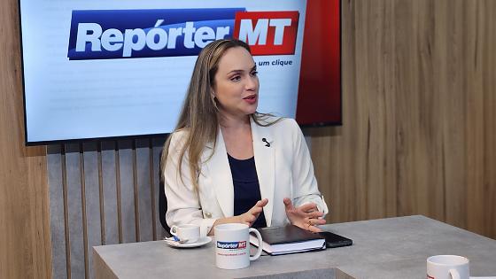 Fernanda é advogada e conselheira estadual da Ordem dos Advogados do Brasil – Seccional de Mato Grosso (OAB-MT).