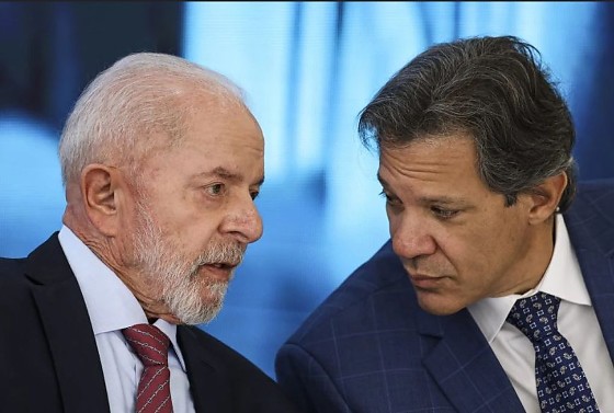 Lula e Haddad articulam aumento de alíquotas para produtos importados.
