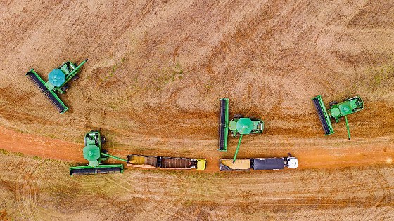 A ampliação da base de compradores ocorre em paralelo à intensificação da agenda internacional do Estado