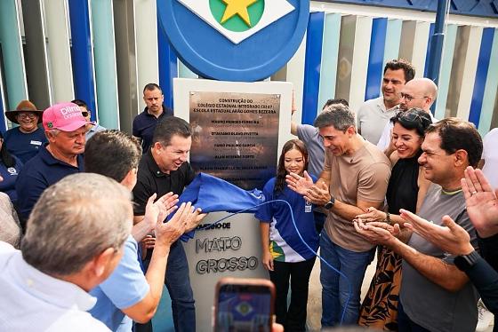 Mendes destacou que a educação é o principal caminho para transformar sonhos em realidade 