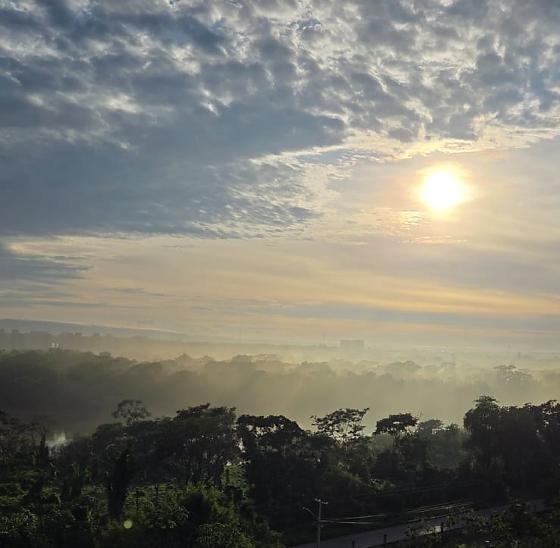 Além da instabilidade, Cuiabá está sob dois alertas de chuvas intensas emitidos pelo Inmet.
