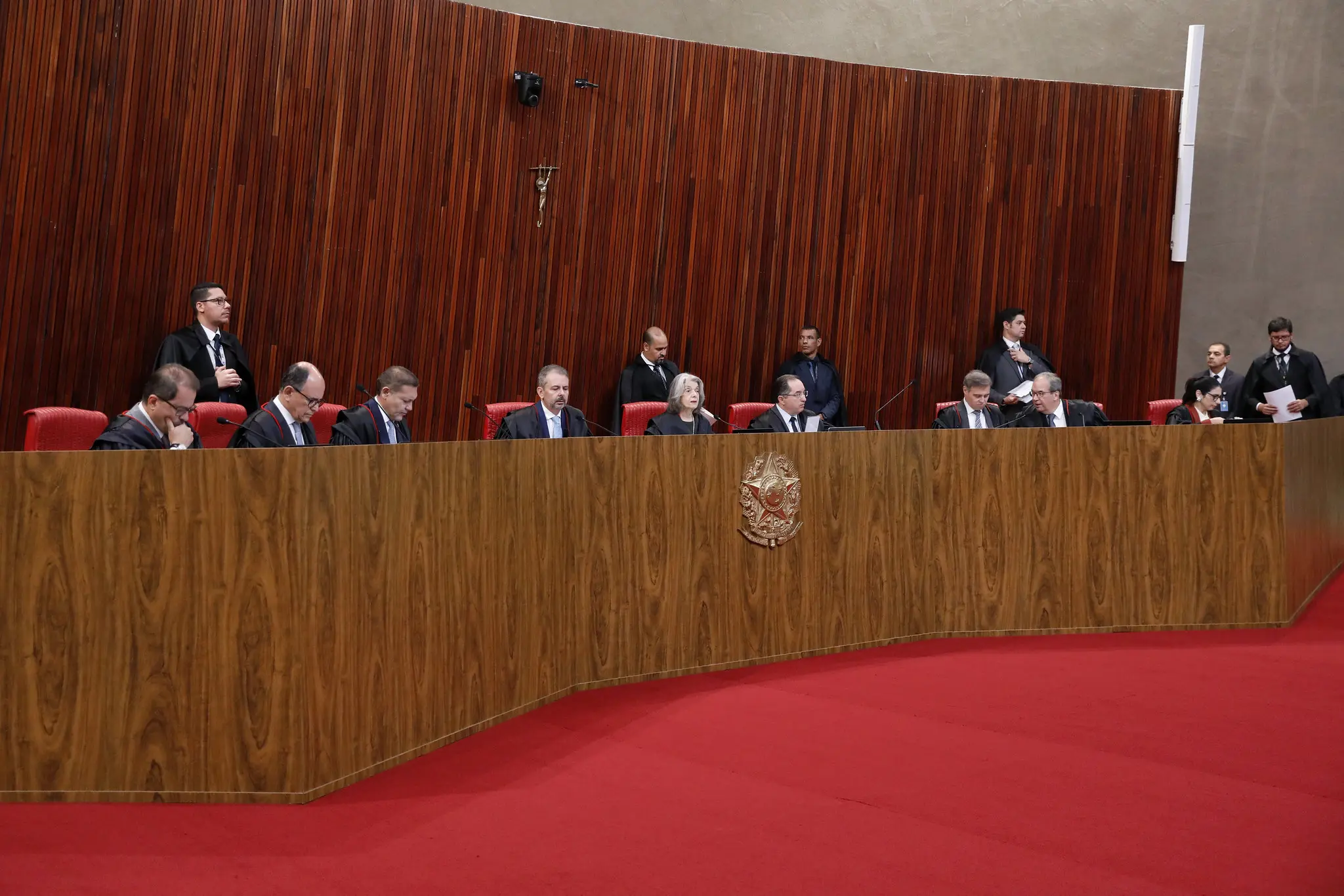 Regra em vigor não exige expressão "vote em" ou falas com pedido explítico de voto. 