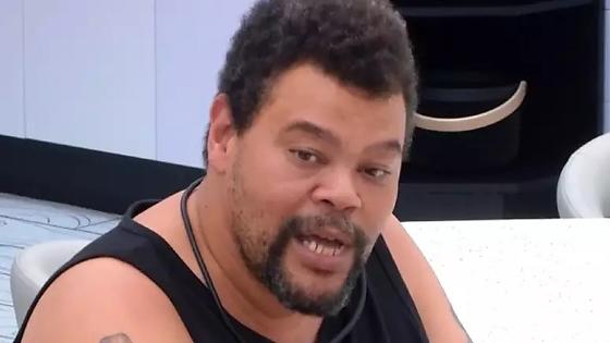 Na conversa, Babu frisa que não vai descartar a amizade com Juliano, mas recusa conversa com Ana Paula, a quem chama de "burguesa".