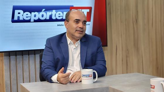 Conforme o especialista, a partir da terceira cesárea, o risco de complicações cirúrgicas aumenta de forma progressiva.