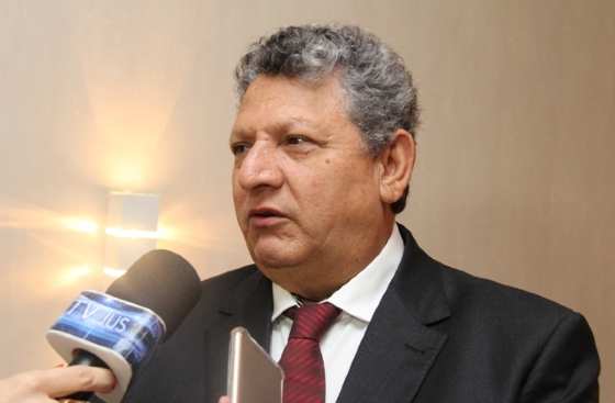 Desembargador Dirceu dos Santos. Honorários do caso superam R$ 550 mil.