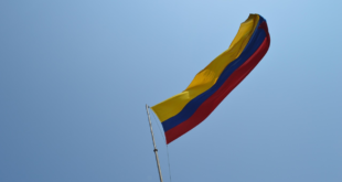 Começa a contagem dos votos nas primárias colombianas e nas eleições para o Congresso