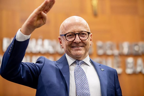 Pivetta assumiu o governo após a renúncia de Mauro Mendes, que deixou o cargo para disputar o Senado.