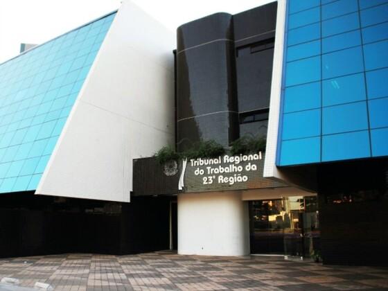 TRT-MT garante que trans podem usar banheiros e vestiários conforme identidade de gênero