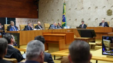 Pesquisa demonstra descontentamento dos que sobem à tribuna. Mais da metade defendem mandatos para os magistrados e mudanças no rito de indicação.