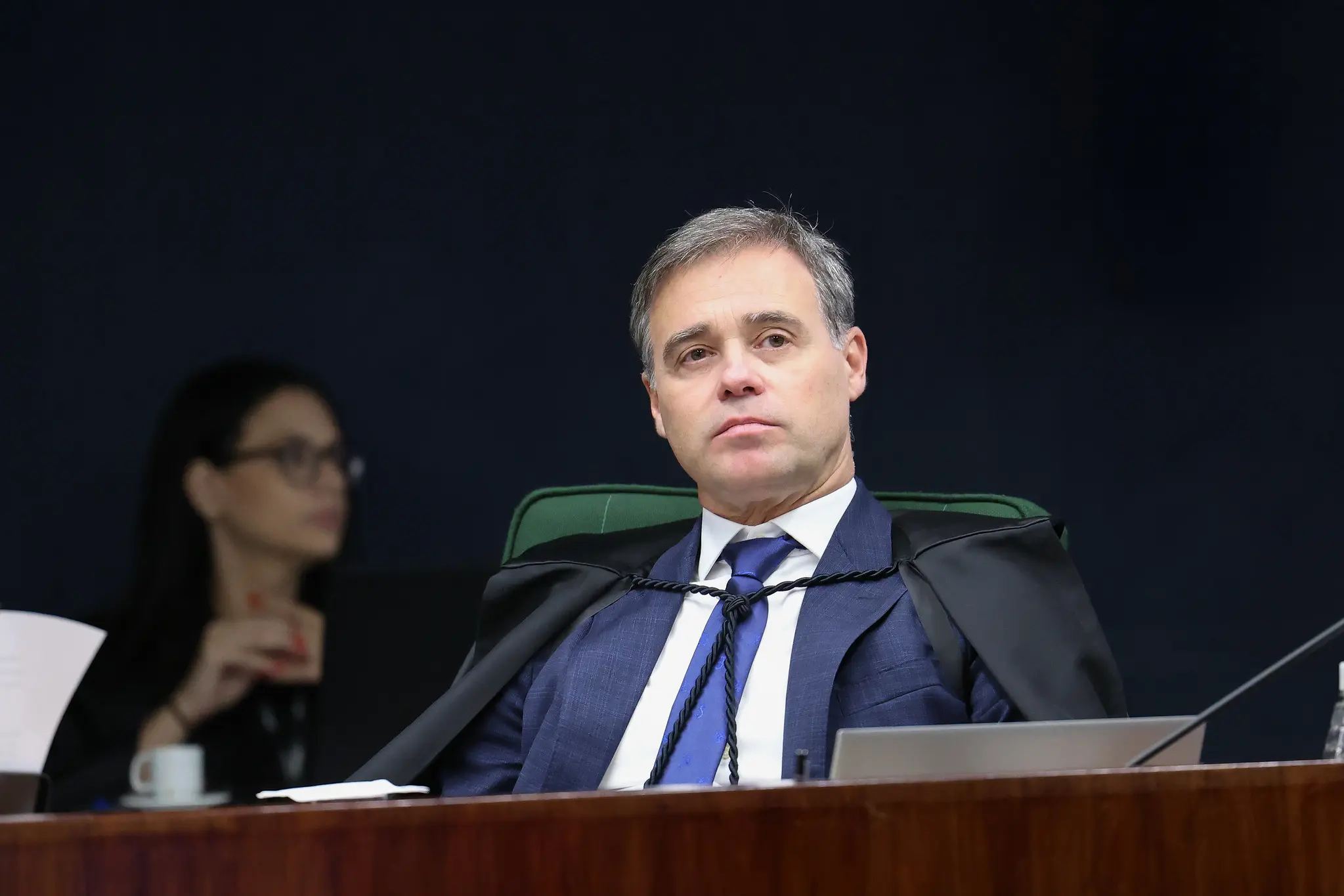 Em sua decisão monocrática, André Mendonça deu ênfase a suposta propina recebida em troca da facilitação da venda de ativos sem valor real. 