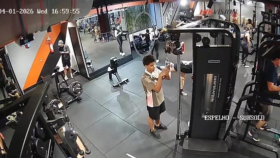 Jovem de 19 anos tem joelhos esmagados por carga de 160 kg após cinto de aparelho estourar na Asa Norte.