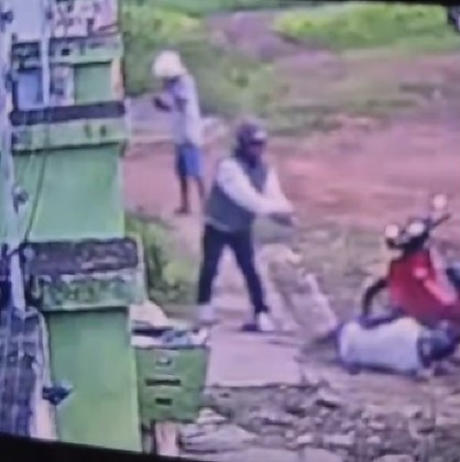 Imagens de uma residência vizinha registraram toda a ação criminosa