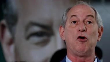 Ciro Gomes articula aliança com o PL no Ceará.